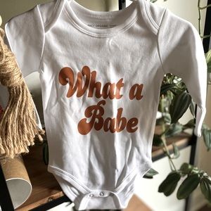 Belle+Rayneco “what a babe” organic onesie